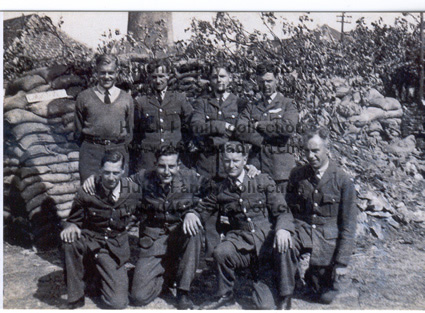 The crew of Site 14, August 1940, including Cpl Fred Brookes 546437 RAF (later 462 Squadron)